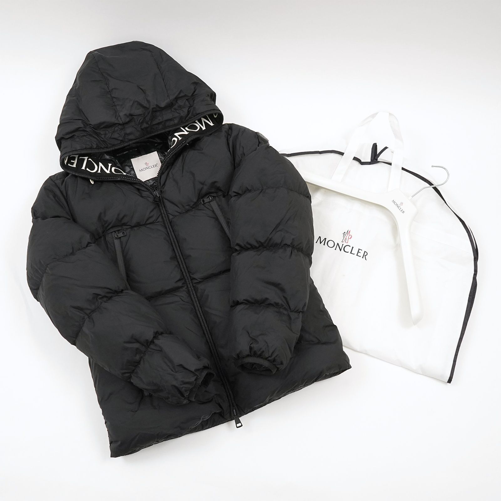 MONCLER モンクレール MONTCLA ダウンジャケット BLACK - メルカリ
