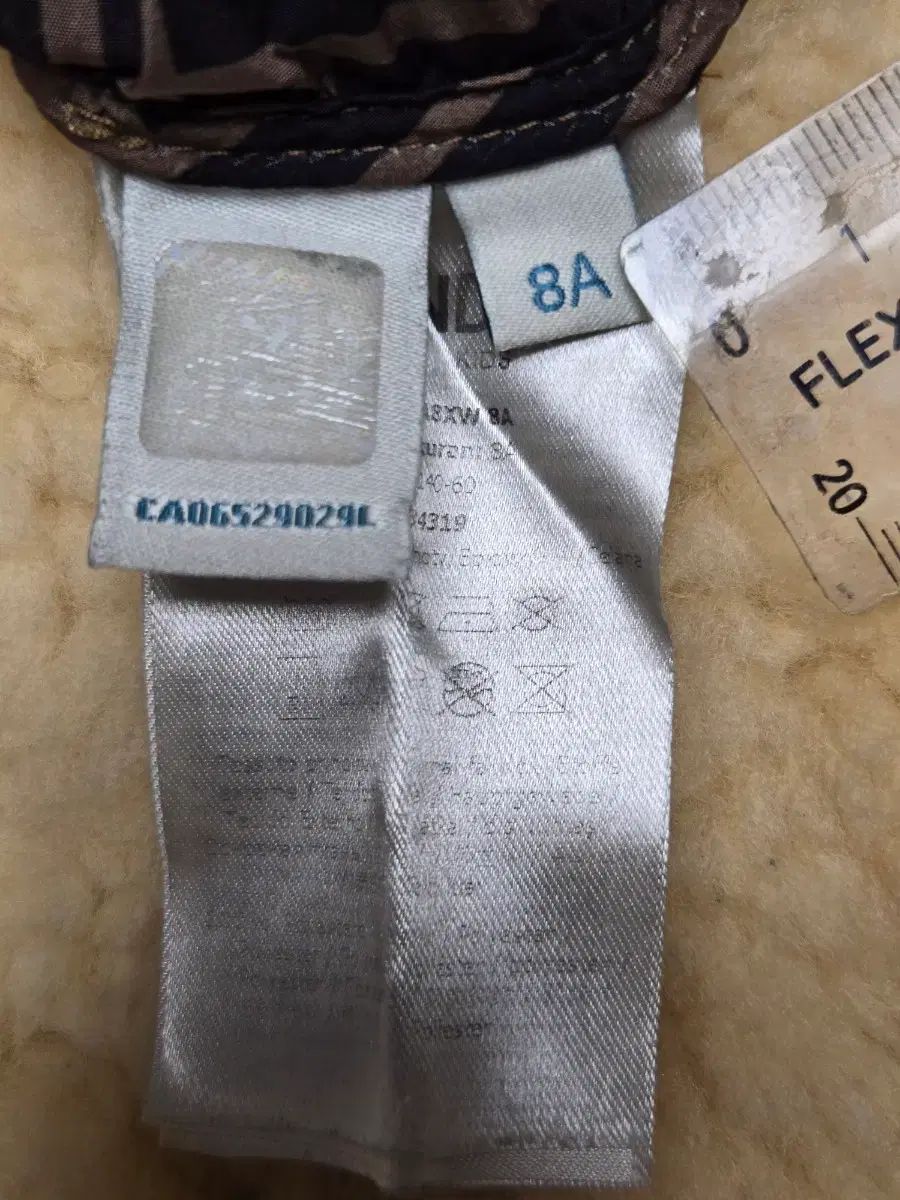 フェンディキッズ 8