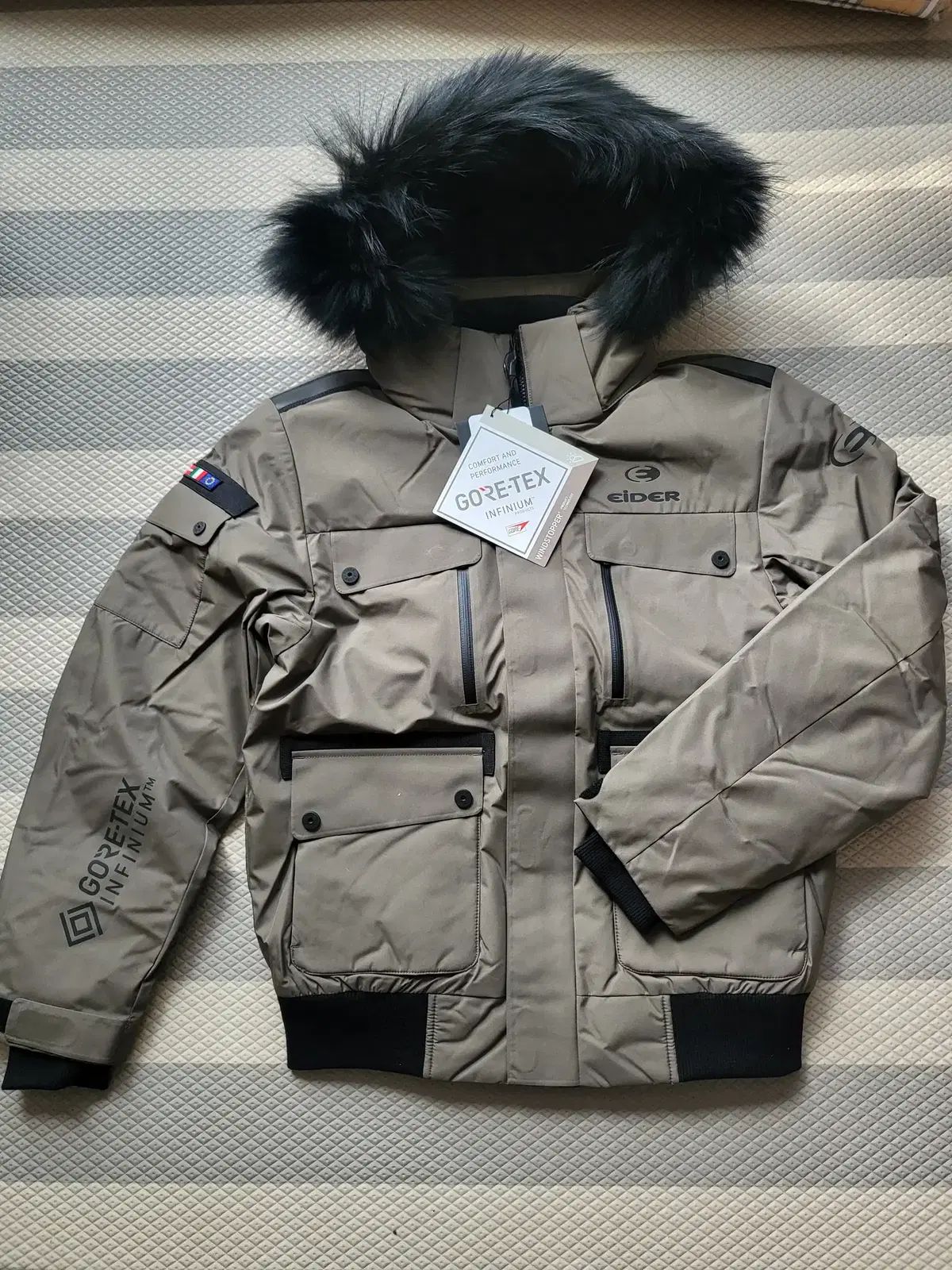 アイダー ユニセックス ゴアテックス ショートダウン アウター 90 95