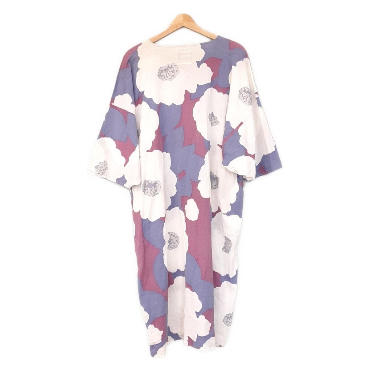 SOU ソウソウ ワンピース レディース 白 パープル マルチ クルーネック 長袖 ロング フラワー 花