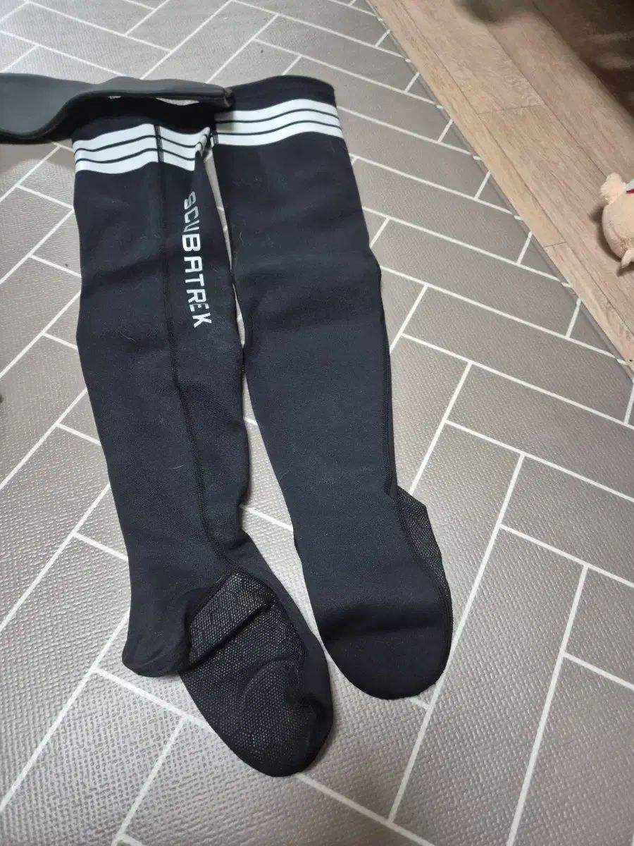 フリーダイビング スプリングスーツ