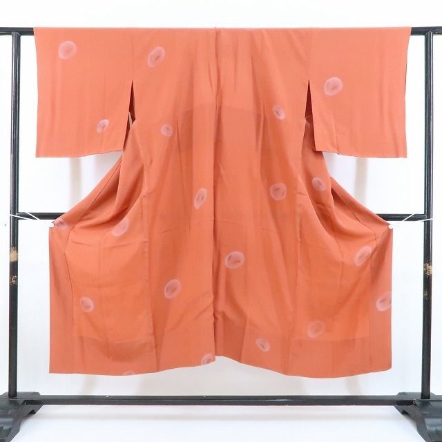 幻想的な姿でちょこんとお座り”長襦袢 3303