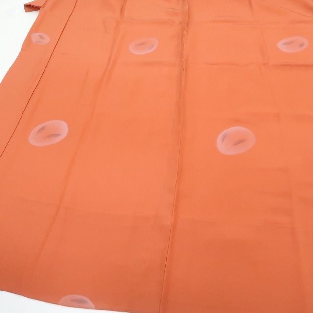 幻想的な姿でちょこんとお座り”長襦袢 3303