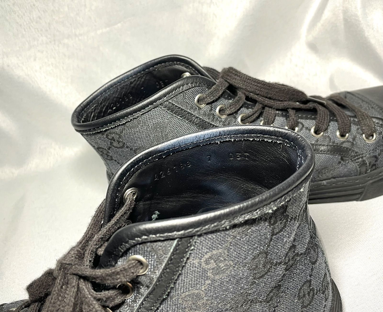 GUCCI グッチ インターロッキング GGデザイン キャンバス＆ブラック