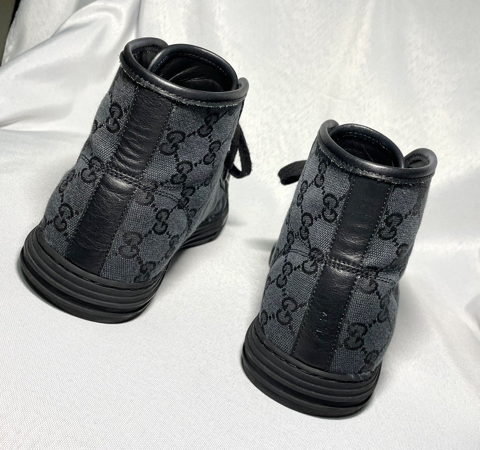 GUCCI グッチ インターロッキング GGデザイン キャンバス＆ブラック