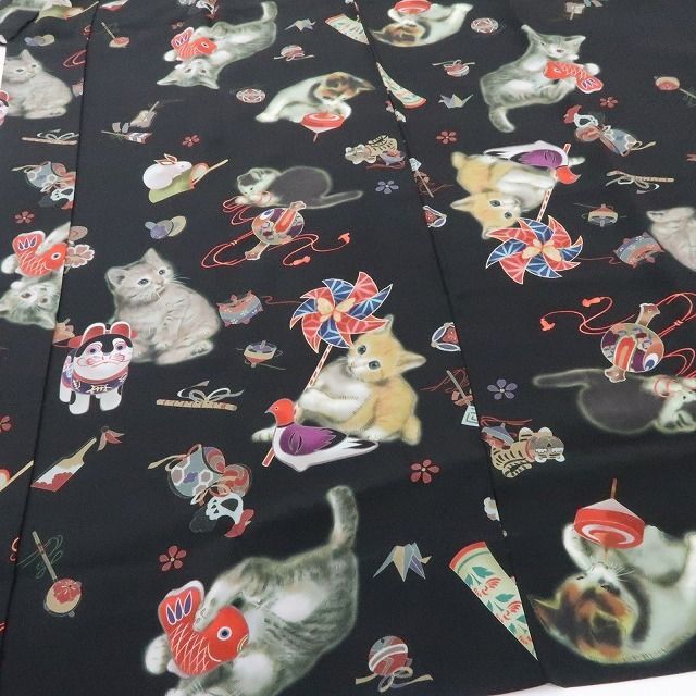 ❁tomihisa❁新品 猫 着物 正絹 仕付け糸付“玩具と宝で遊ぶリアルに