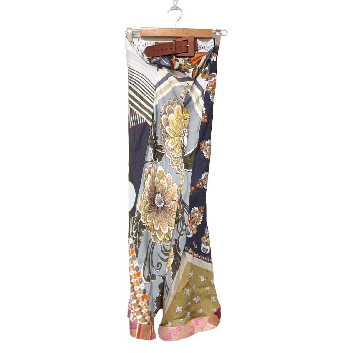 Chloe クロエ ロングスカート サイズ34 S レディース - ネイビー×カーキ×マルチ シルク 変形デザイン レイヤードスカート