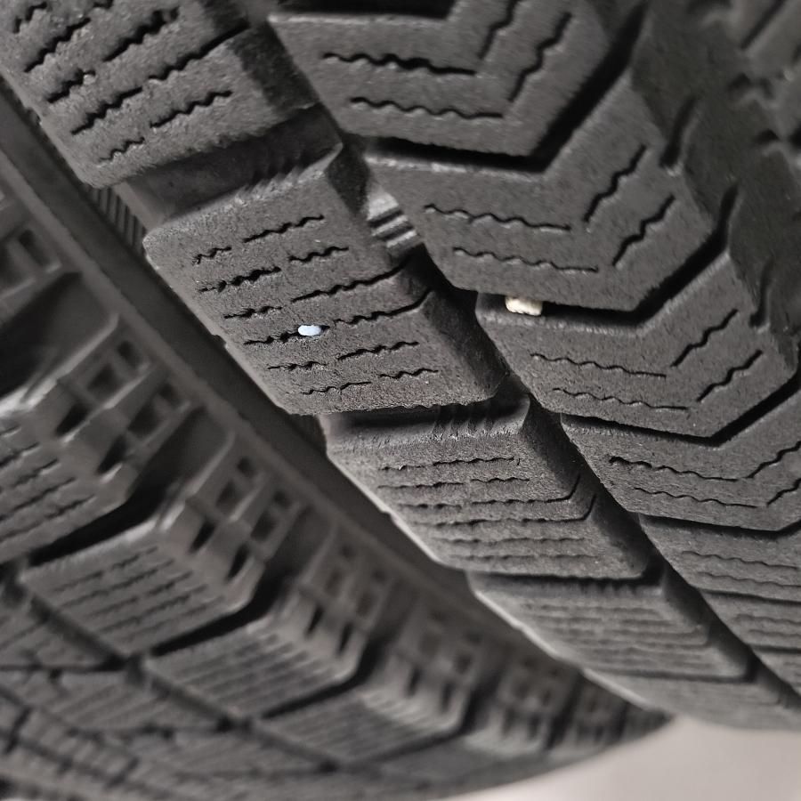 ◇本州・四国は送料無料◇ ＜訳アリ特価！ スタッドレス 4本＞ 155