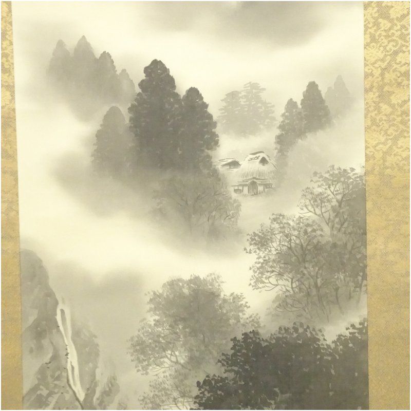 瑞渓筆 水墨山水 肉筆絹本掛軸（紙箱） 掛け軸 床の間 書 おしゃれ