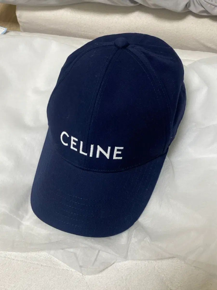 Celine セリーヌ ネイビー ベースボールキャップ ユニセックス Lサイズ