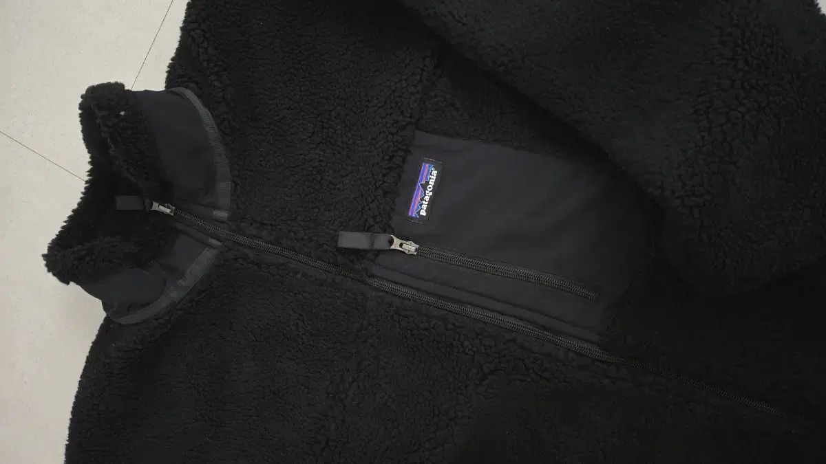  パタゴニア レトロ ボア フリース ブラック その他 アウター