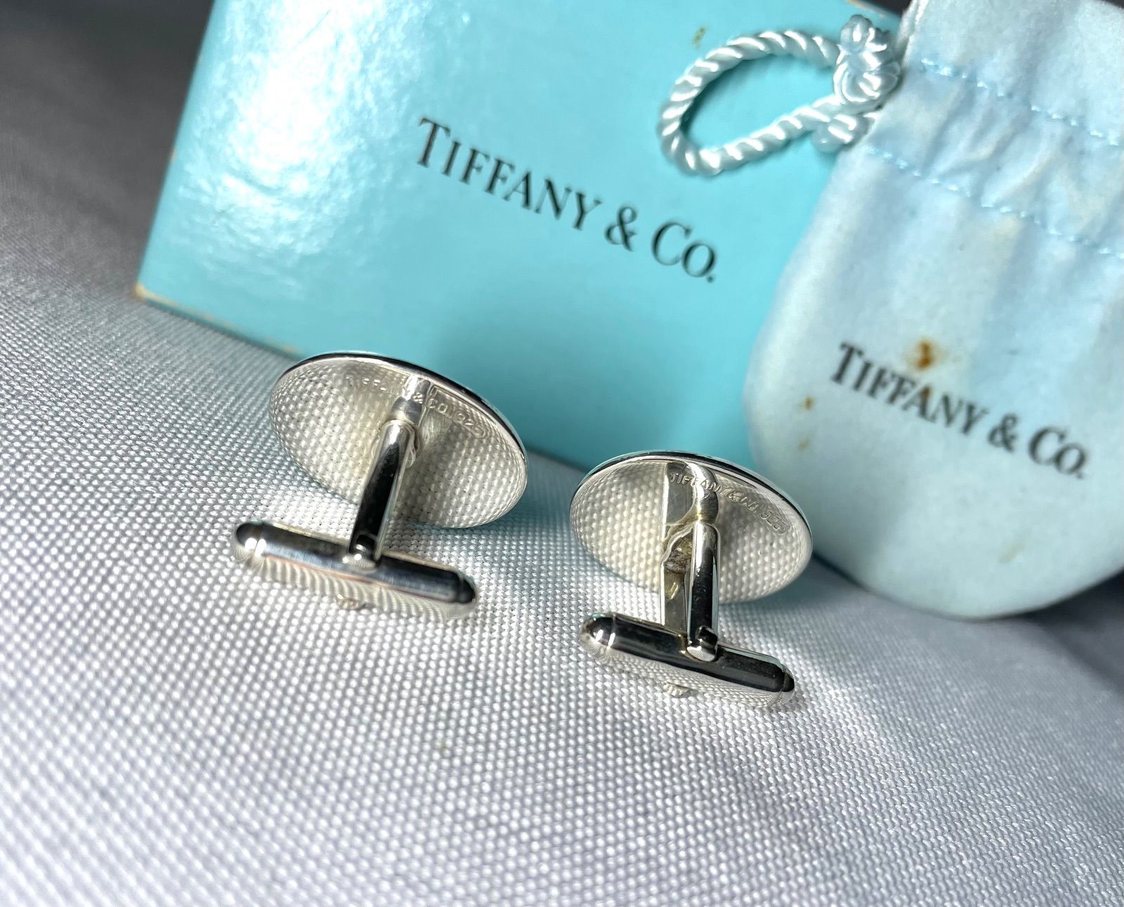 Tiffany ティファニー 鏡面スターリングシルバー & ブルーオーバル