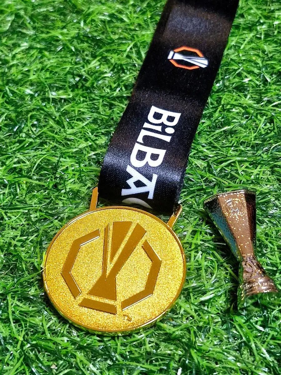 新品)2025 トッテナム ヨーロッパ 優勝メダル