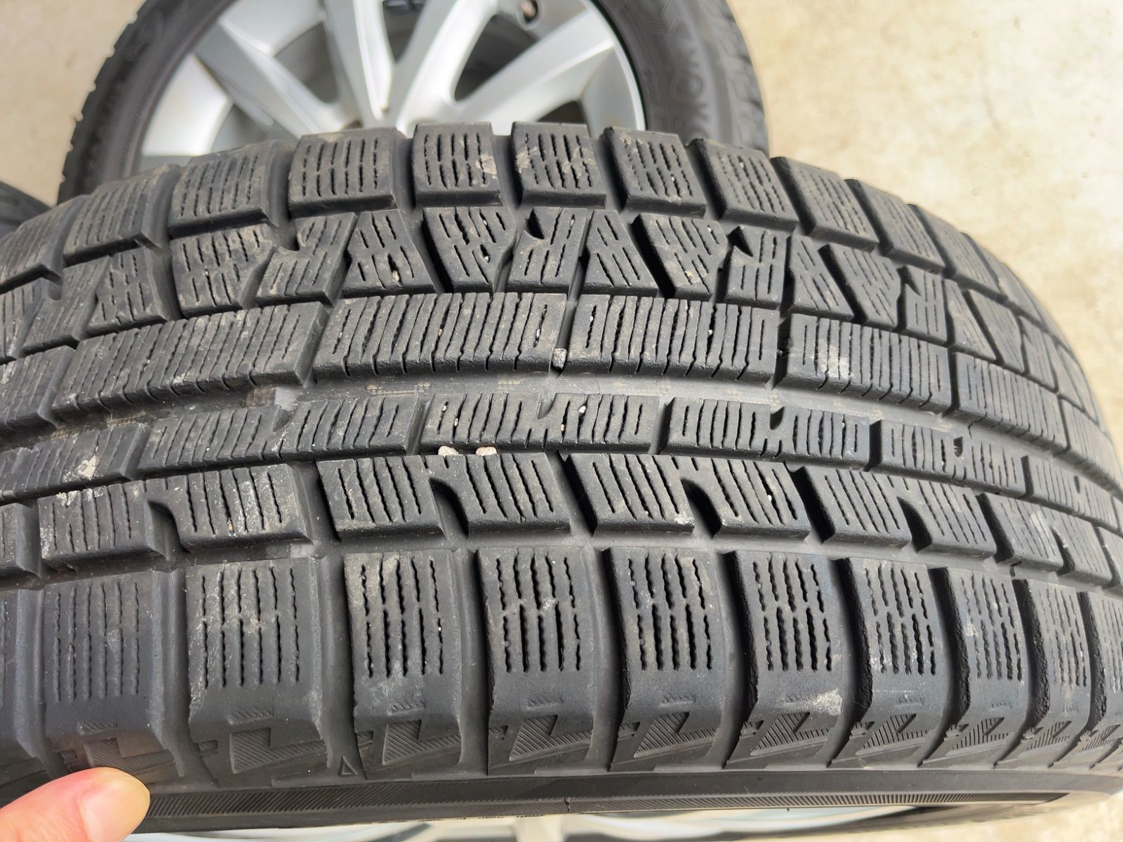  ベンツ Aクラス W 246 ヨコハマ 冬タイヤ付 16インチ 4本セット 16インチ タイヤ ホイールセット