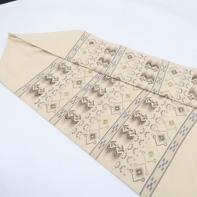  ❁tomihisa❁ 読谷山花織 着物 正絹 何かを語り掛けるように築き上げる独自の世界 なごや帯 4577 名古屋帯 帯