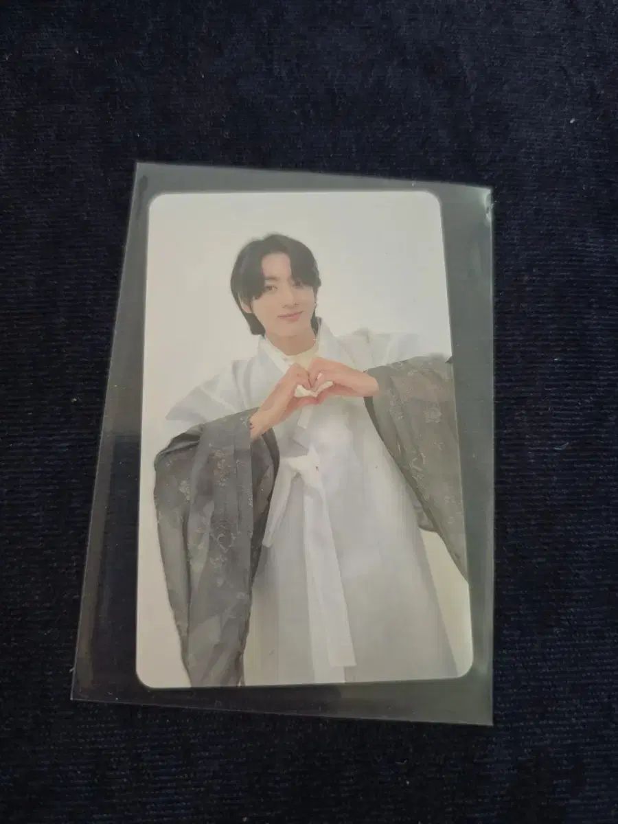 yet to come ラキドロ　トレカ BTS 釜山コンサート Yet To Come ラキドロ ジョングク トレカ - メルカリ