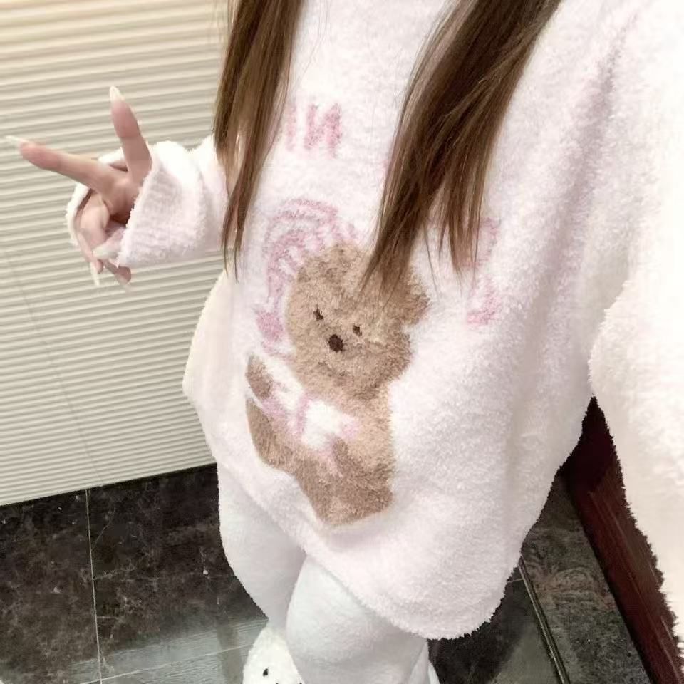 冬は厚手の部屋着スーツを着ることができます