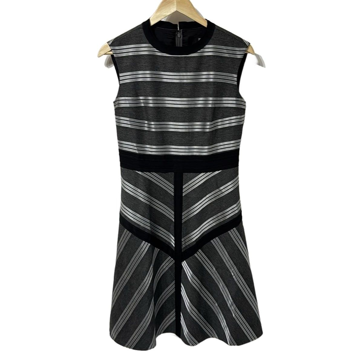 LANVIN ランバン ワンピース サイズ38 M レディース グレー×黒×シルバー ノースリーブ ロング丈