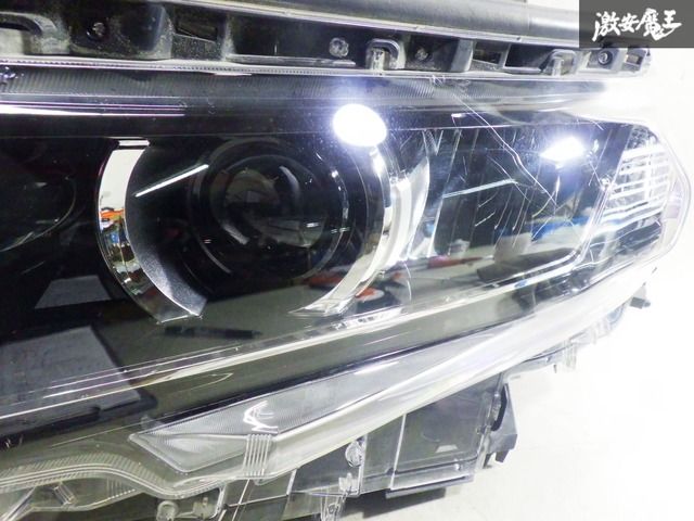 ストア出品】トヨタ純正 TRJ150W ランドクルーザープラド 後期 LED