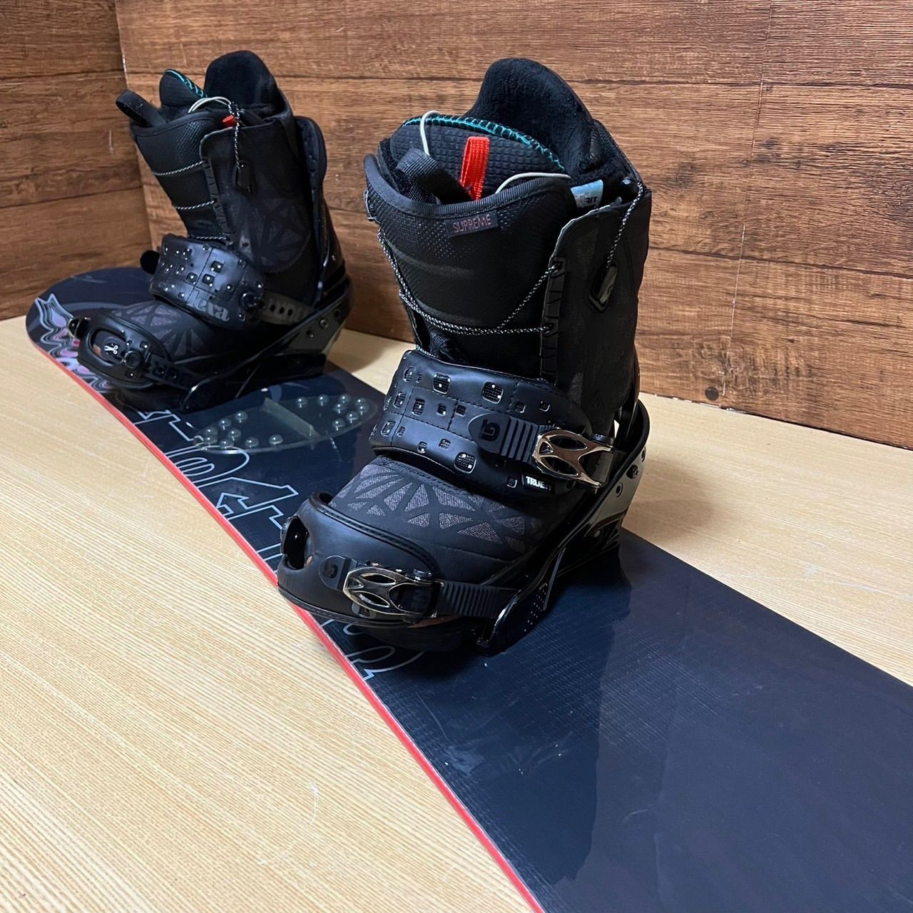 SWIVELスウィベル BURTON バートン レディーススノーボード4点セット