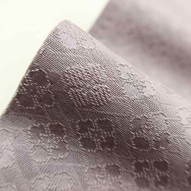  ✾まめ藤✾ 未着用 堅牢染 正絹 着物 ふわっ 味のある浮きと光と影を持つ花菱 色無地 S-92 色無地 着物