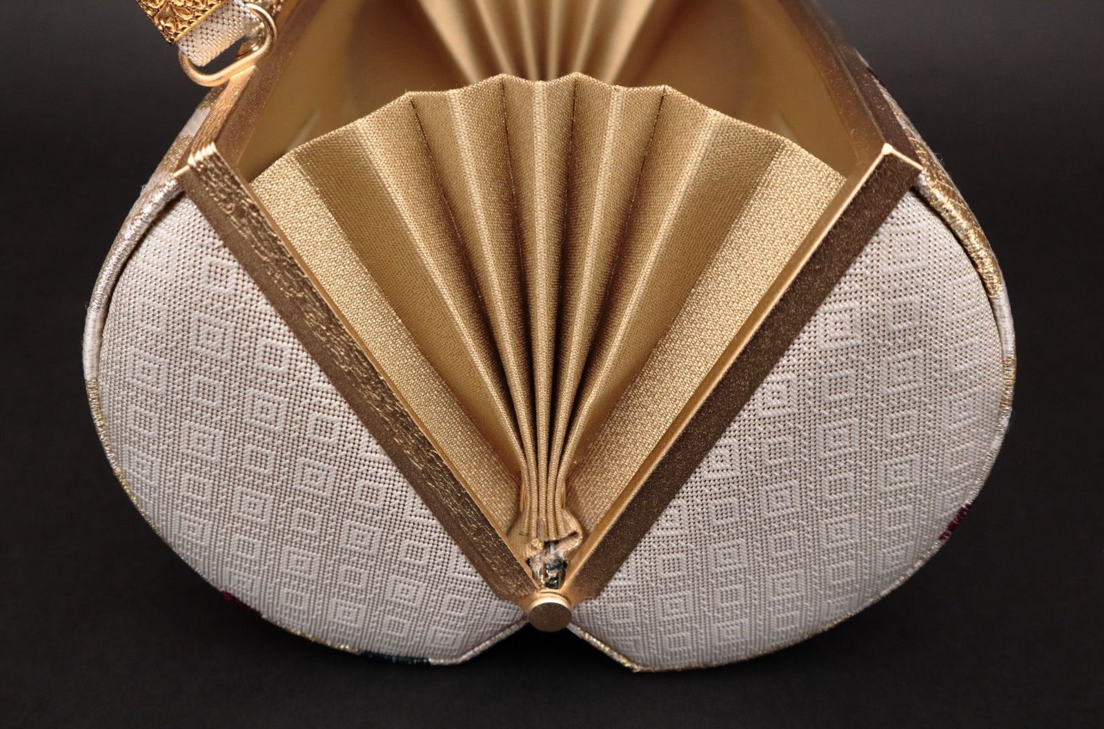 草履バックセット 紐の渡敬謹製