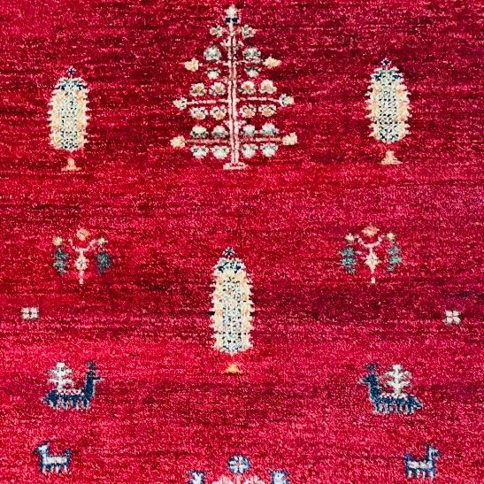 ペルシャ ギャッベ 本物 手織り ロリバフ ハイグレード サイズ 173×238