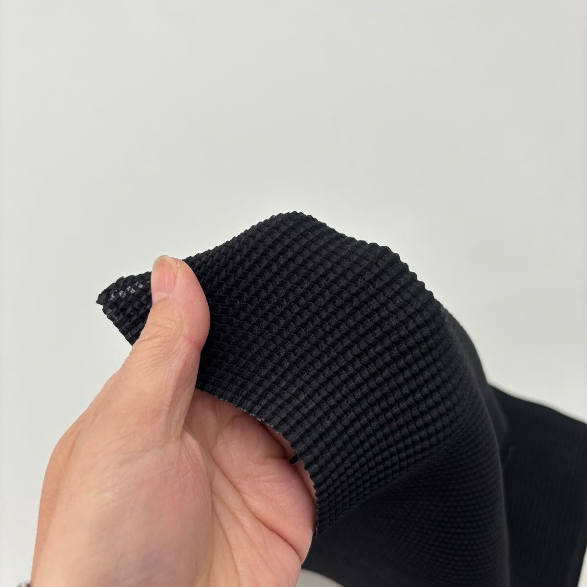 me ISSEY MIYAKE ミー イッセイミヤケ キラキラ プリーツ ノースリーブ