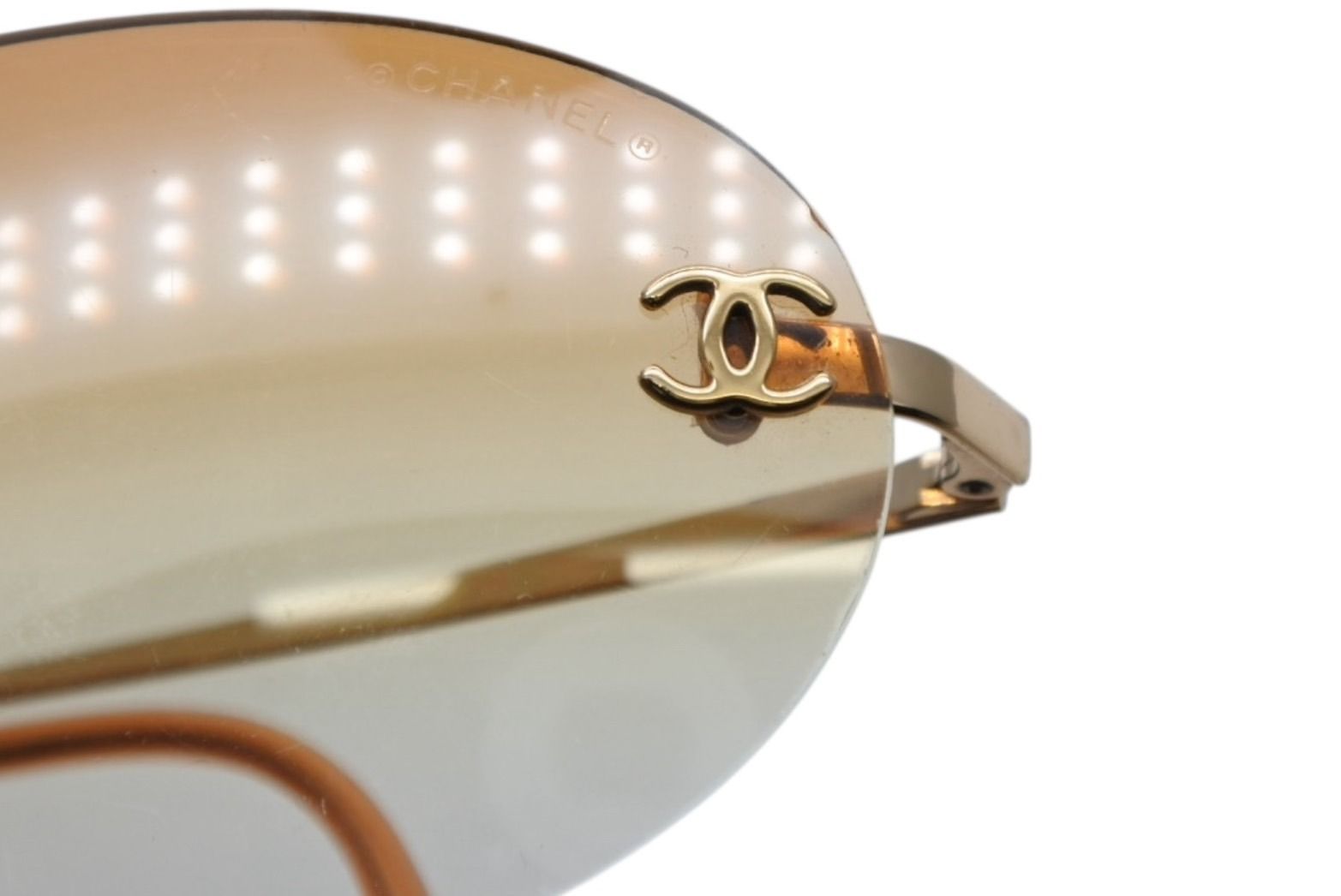 美品！CHANELリムレスサングラス（型番4013 c125/56） CHANEL シャネル リムレス サングラス 4013 c.125/56 サイズ59□16 130