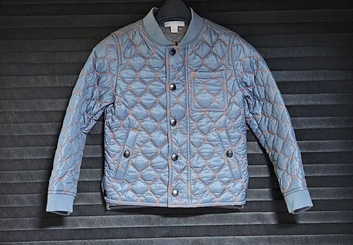 8Y 128cm バーバリー キルティング 軽量ダウン チルドレン キッズ