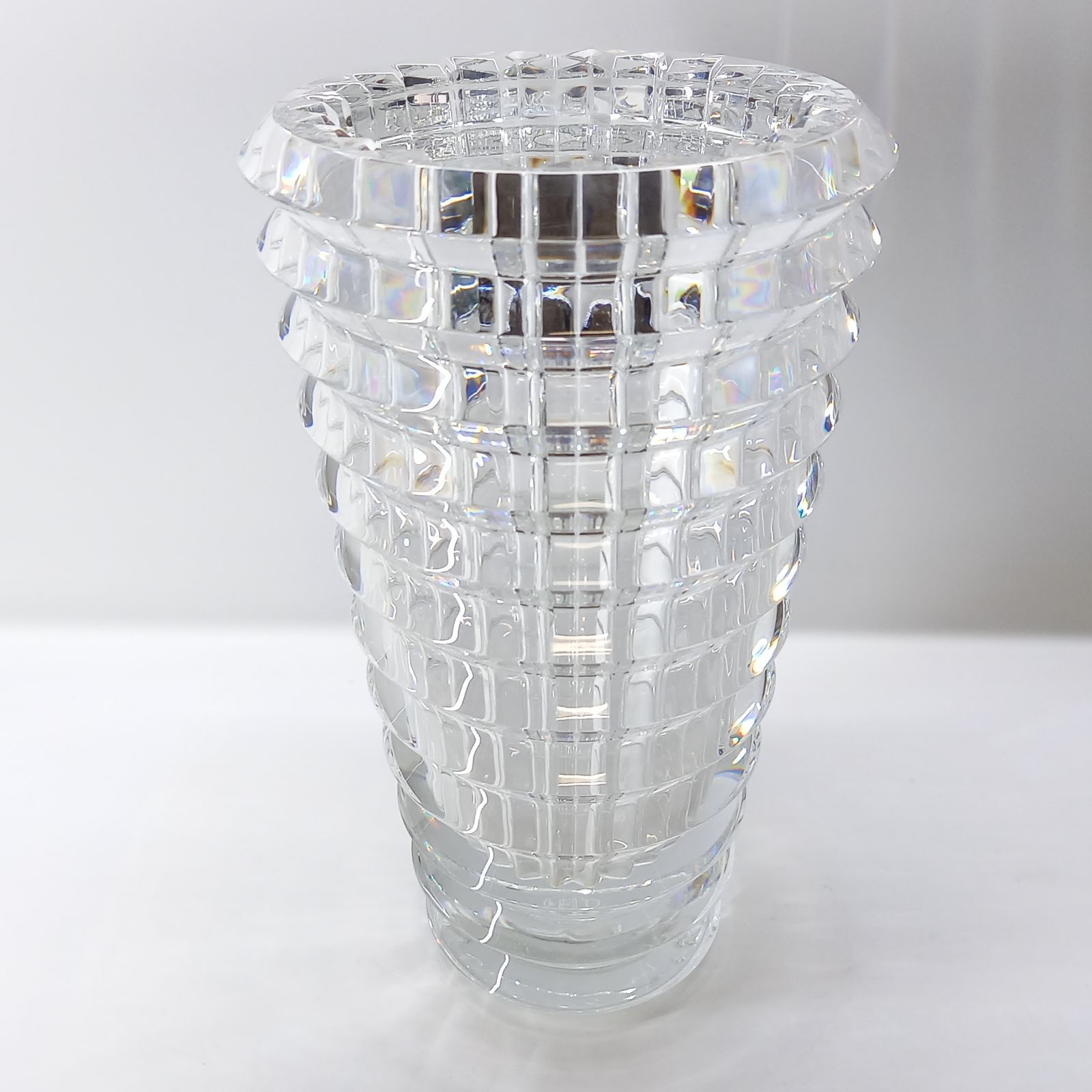 バカラ アイ ベース M フラワーベース 花瓶 クリスタル Baccarat