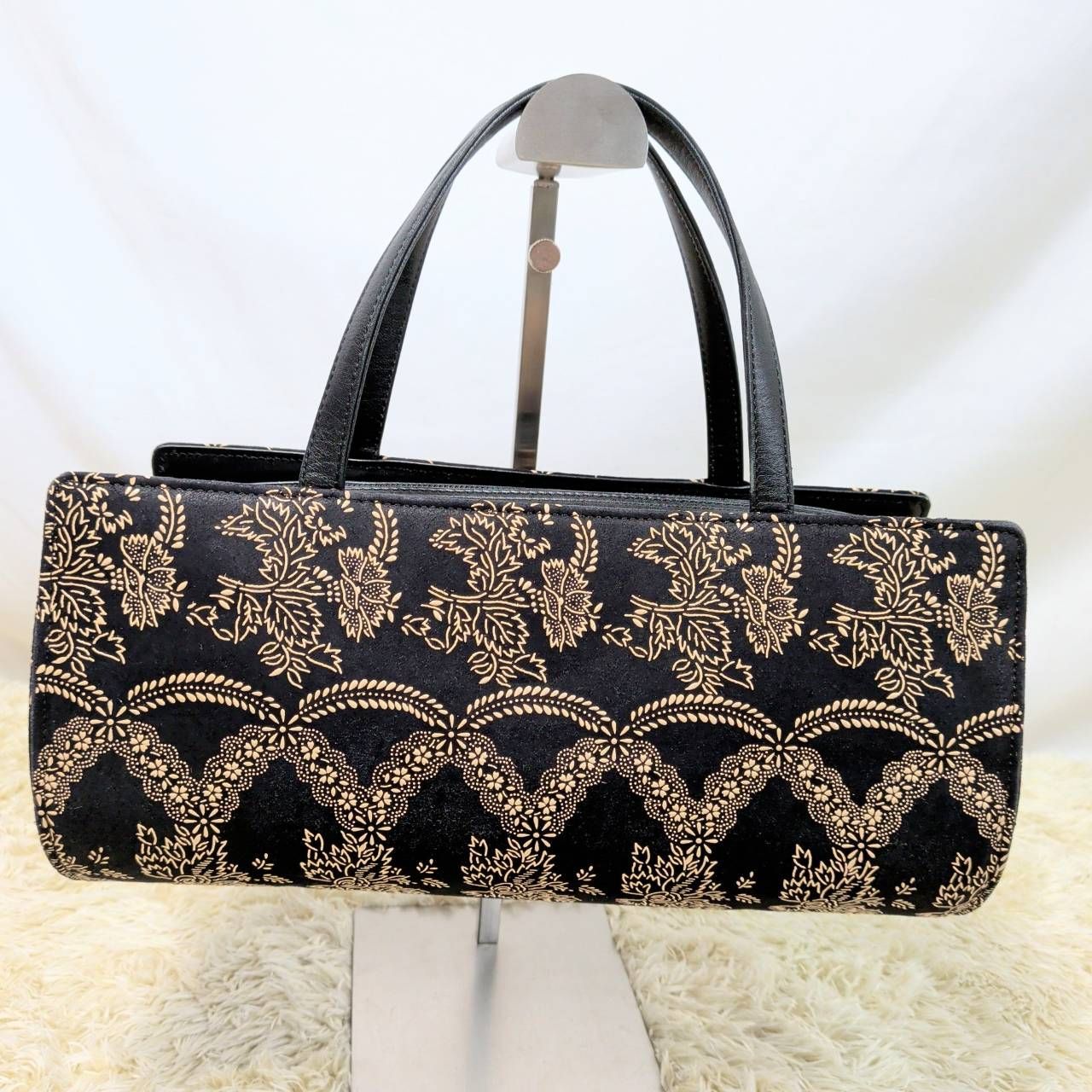 和装バック 中里印伝 黒 花柄 横広 インデン