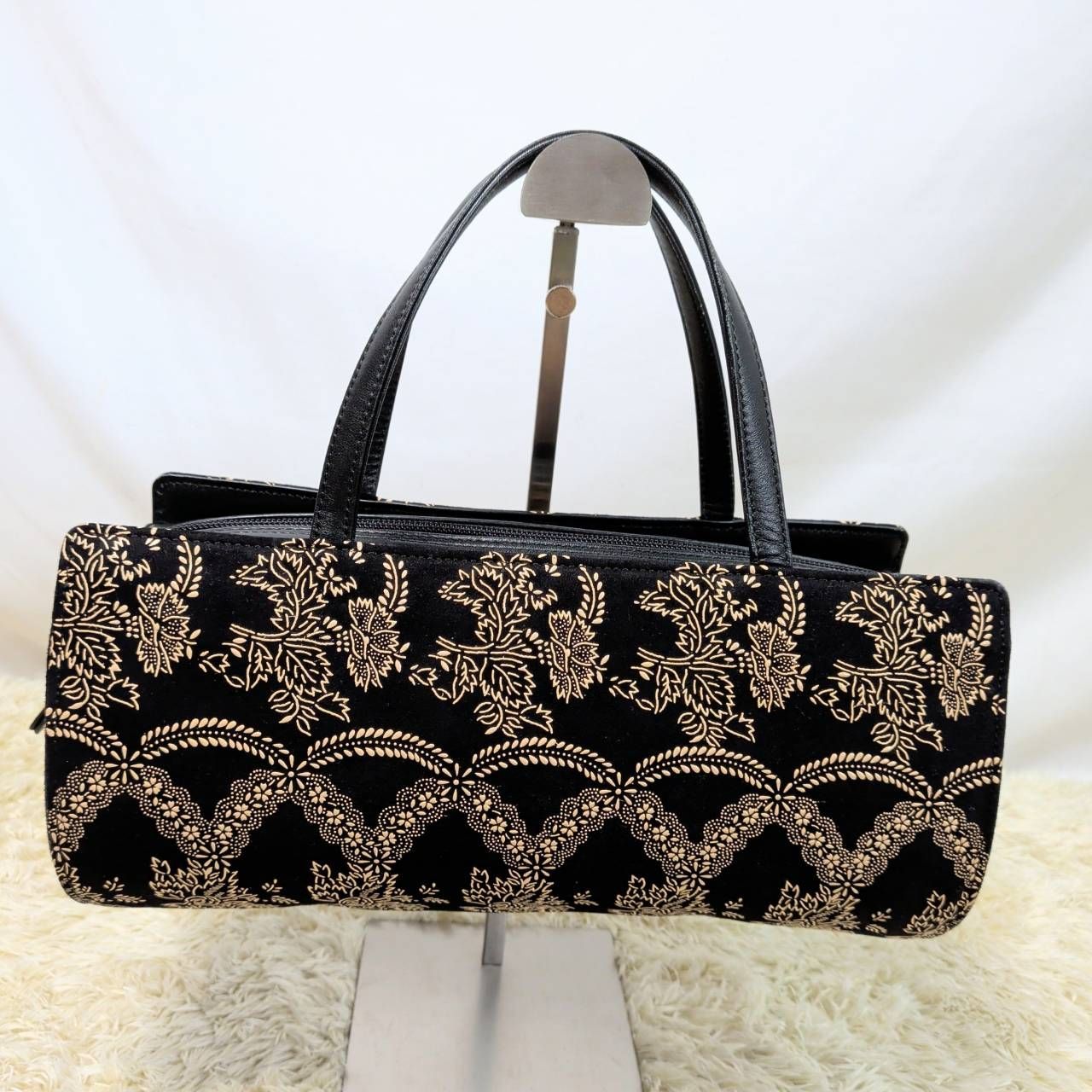 和装バック 中里印伝 黒 花柄 横広 インデン