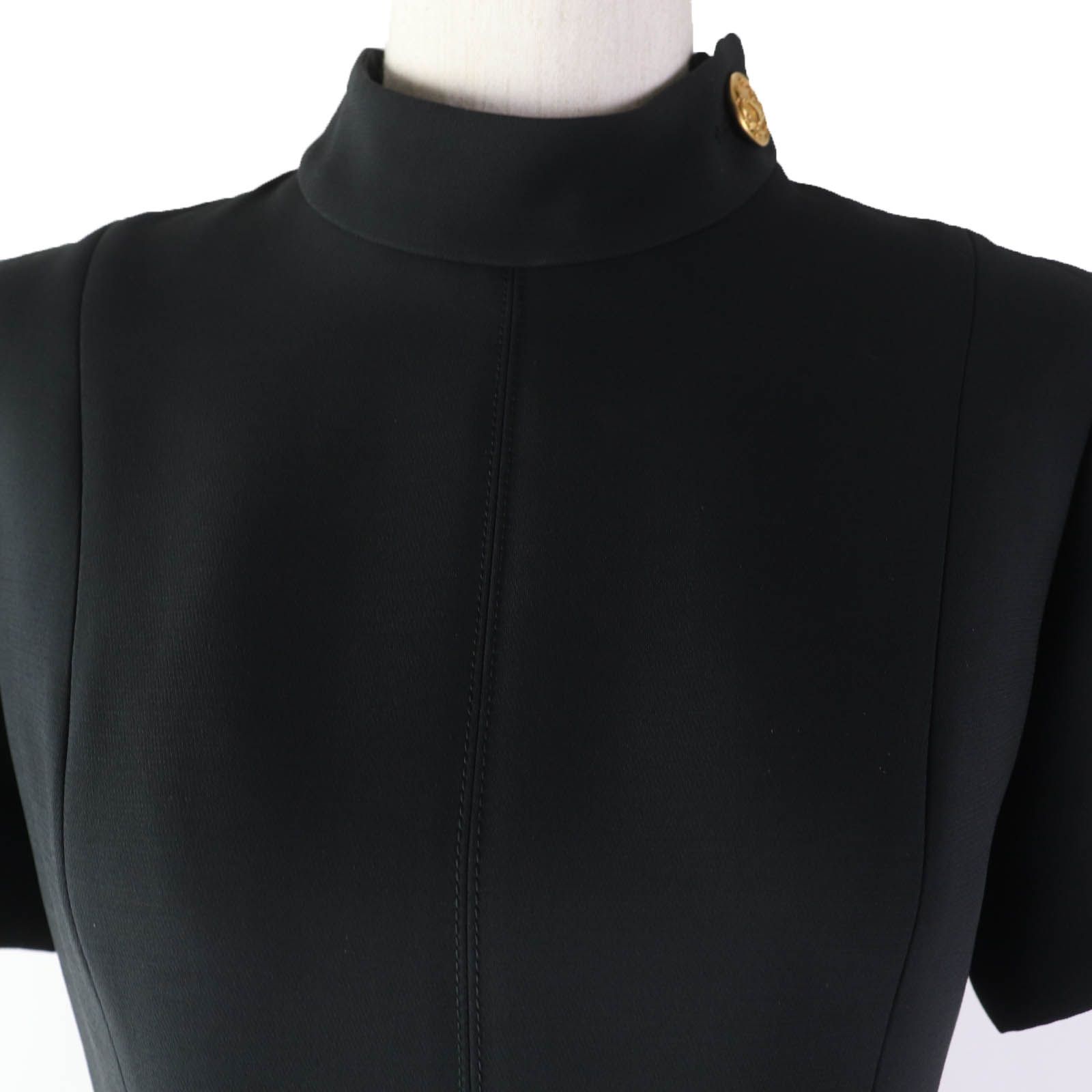  LOUIS VUITTON ルイヴィトン 製 ウール シルク プレッピー マーチンゲール ドレス レース LVボタン付 ワンピース ブラック 34 イタリア製 レディース 定価566 500円 半袖 ひざ丈ワンピース