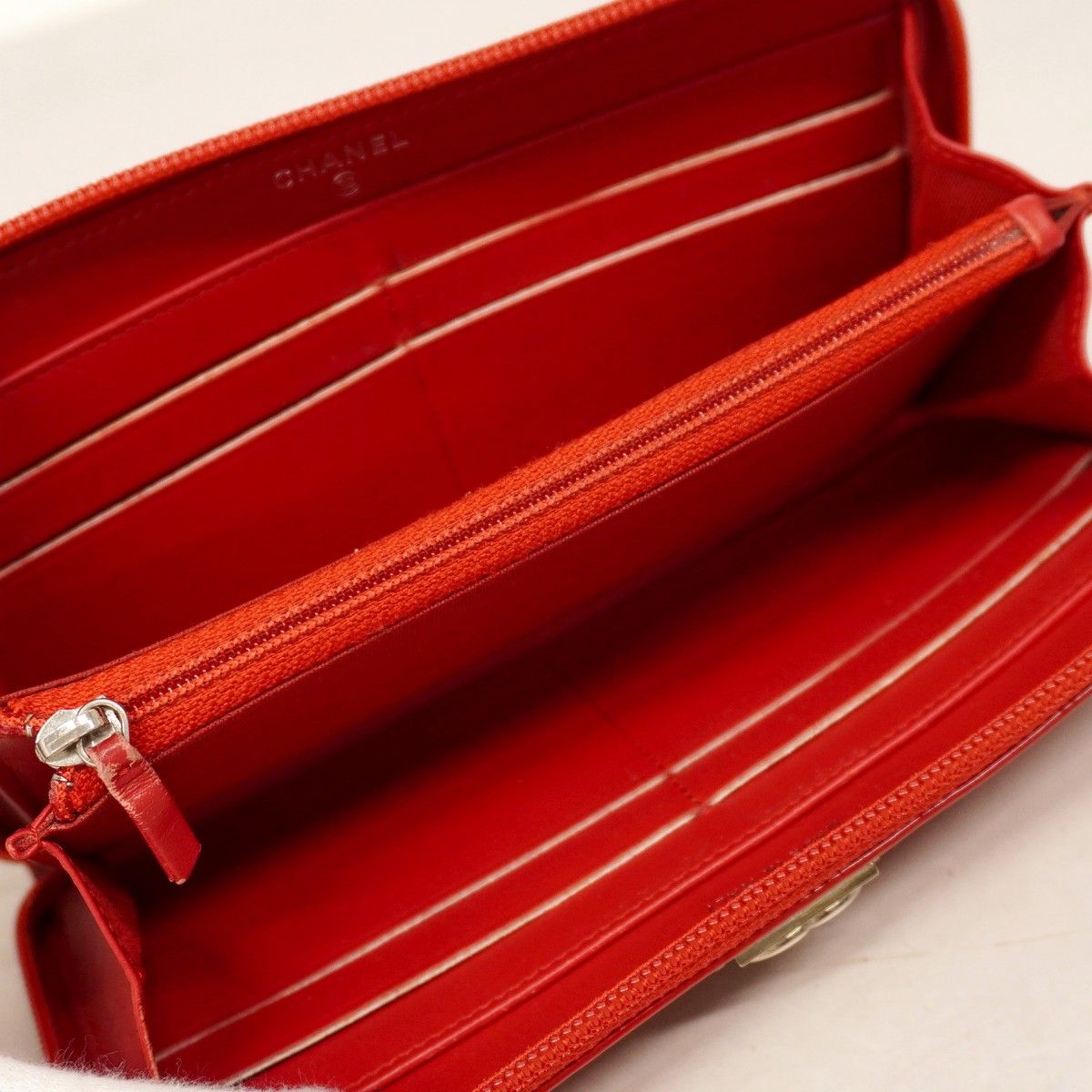 CHANEL ディスプレイ / オブジェ レア✰【レッド】 5oe6216】シャネル 長財布 ボーイシャネル パテントレザー レッド