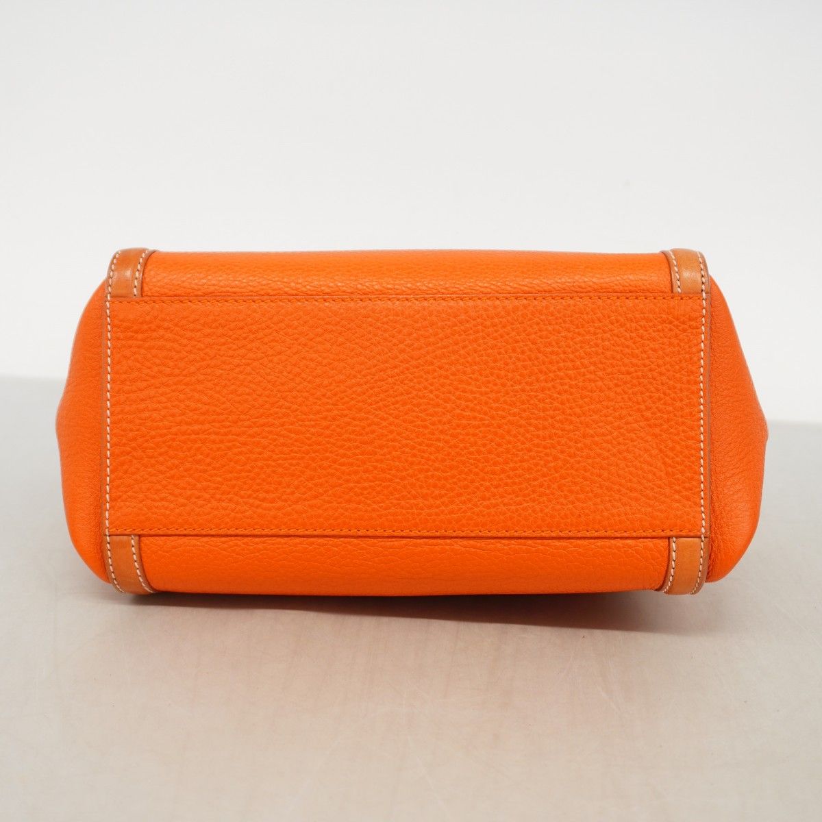 5oe6258】サルヴァトーレフェラガモ ハンドバッグ ガンチーニ レザー