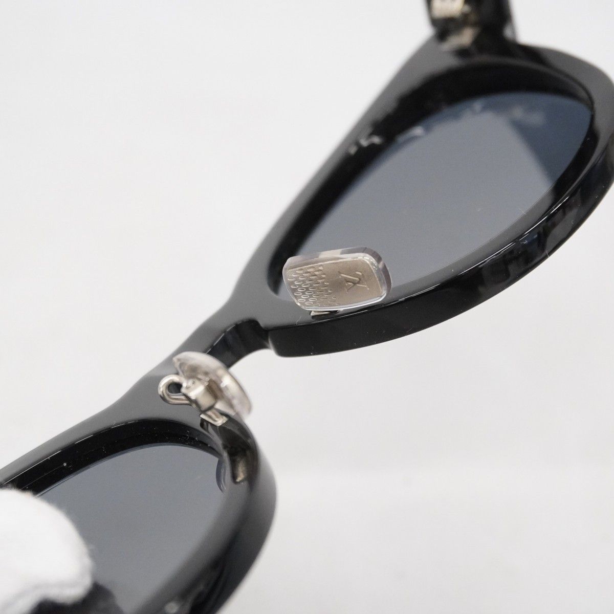 5of6395】ルイヴィトン サングラス LVコンフィデンスラウンド Z2670U