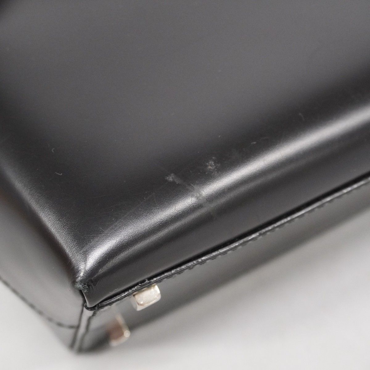 5of6433】サルヴァトーレフェラガモ ハンドバッグ ガンチーニ レザー