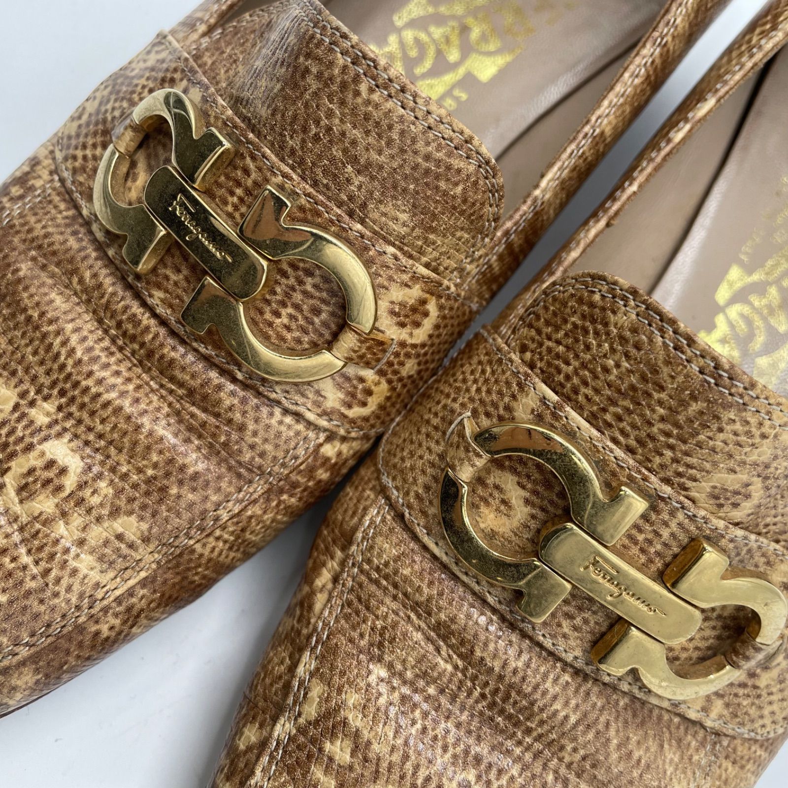 Salvatore Ferragamo サルヴァトーレ フェラガモ ローファー