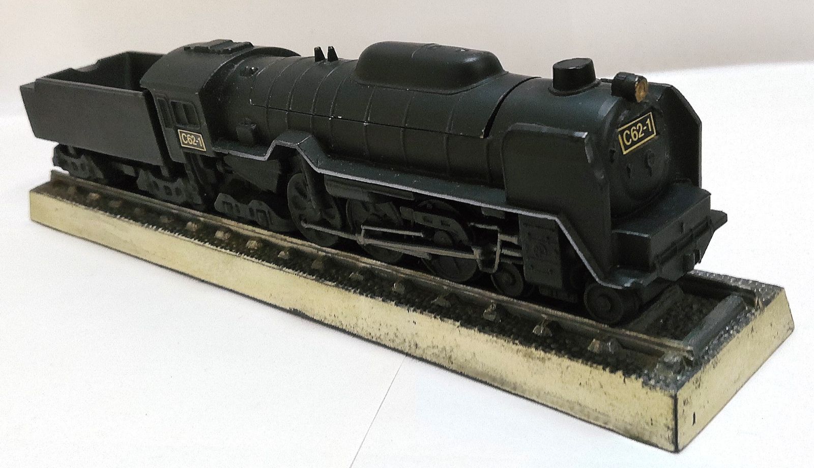 M[宅80]0611 栄光の名機 C62形 蒸気機関車 三井金属謹製 1/80 昭和