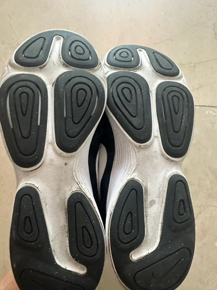  ナイキ ランニングシューズ 260 登山靴 トレッキングシューズ アウトドアシューズ