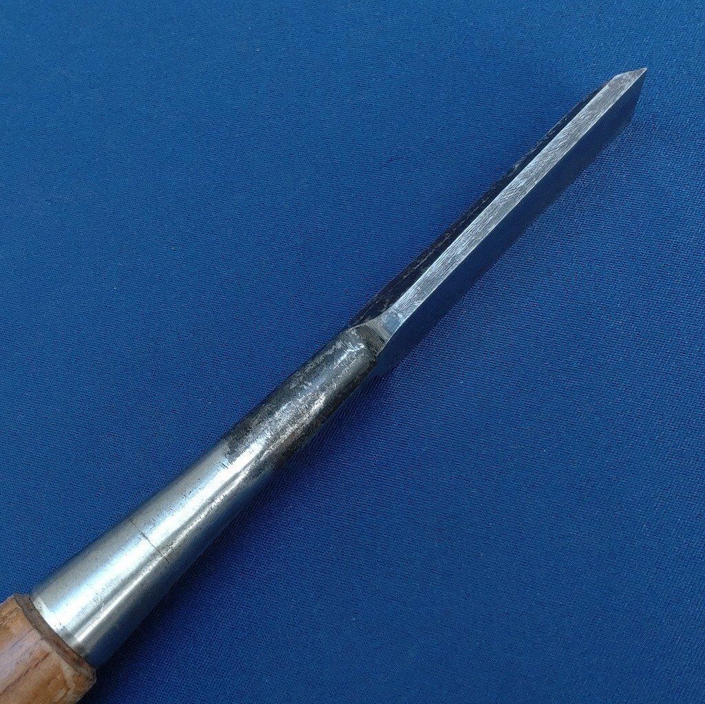  特級 東太鼓 叩き鑿 30㎜ 全長約295㎜ のみ ノミ 半叩き 大工道具 工具 3074 切削工具 切削 切断 穴あけ