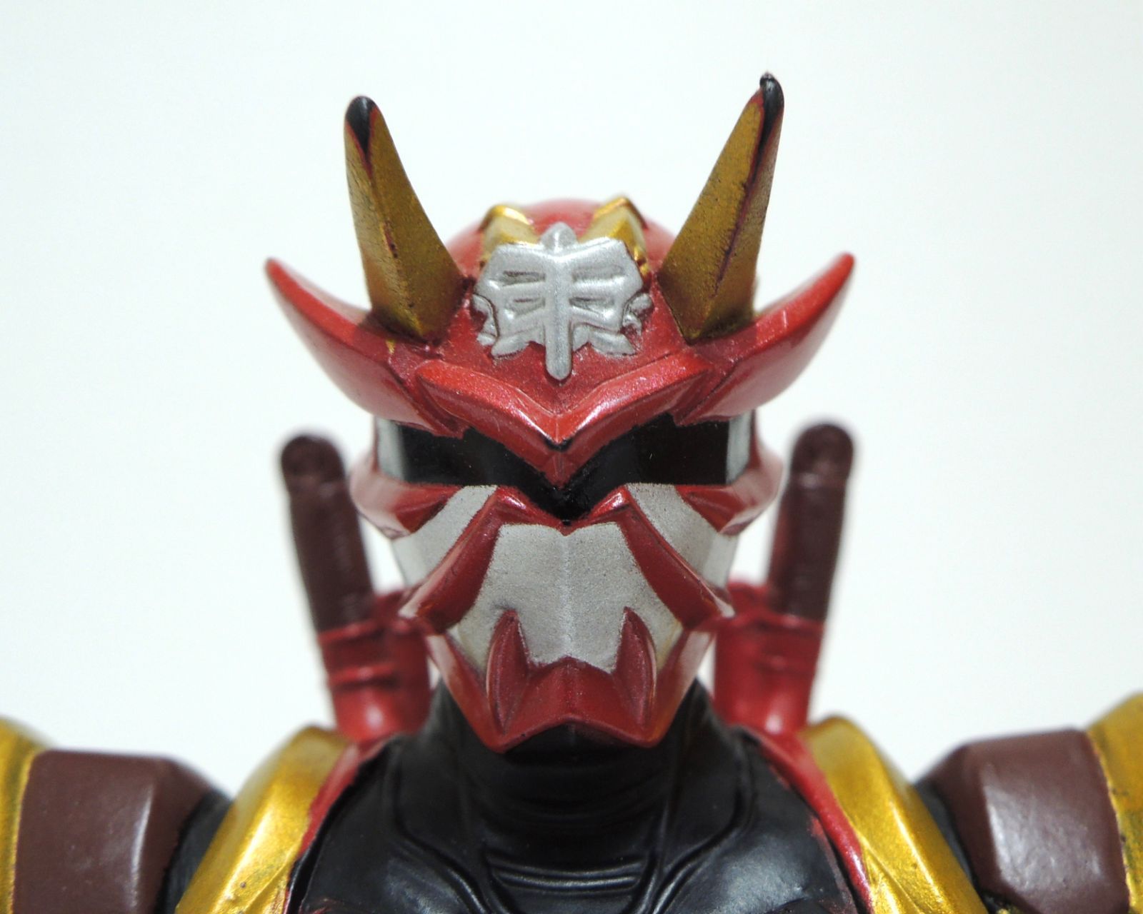 NI] 仮面ライダー 10周年 組立式DX ソフビ フィギュア 装甲 響鬼