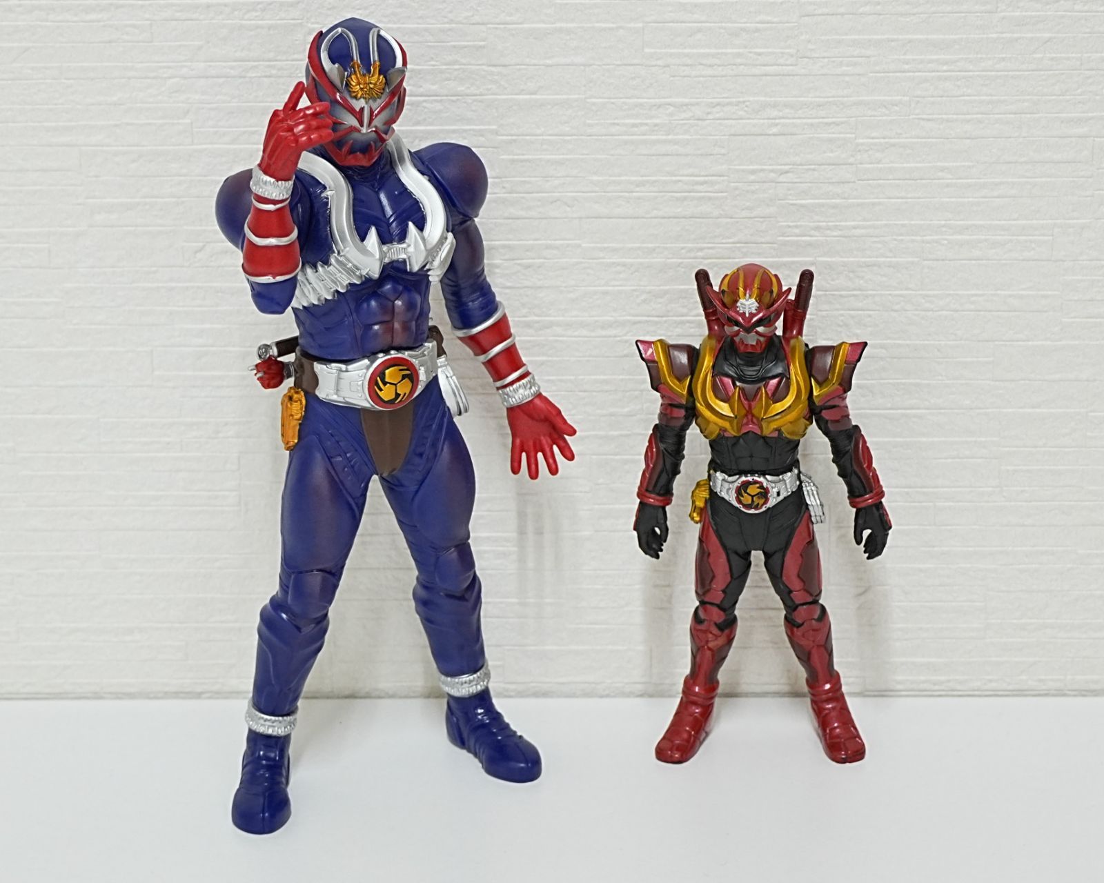 NI] 仮面ライダー 10周年 組立式DX ソフビ フィギュア 装甲 響鬼