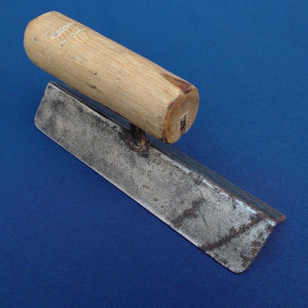 面引き鏝 カネ与 無面 鏝の長さ約183㎜ こて コテ 面引鏝 左官鏝 左官道具 3065