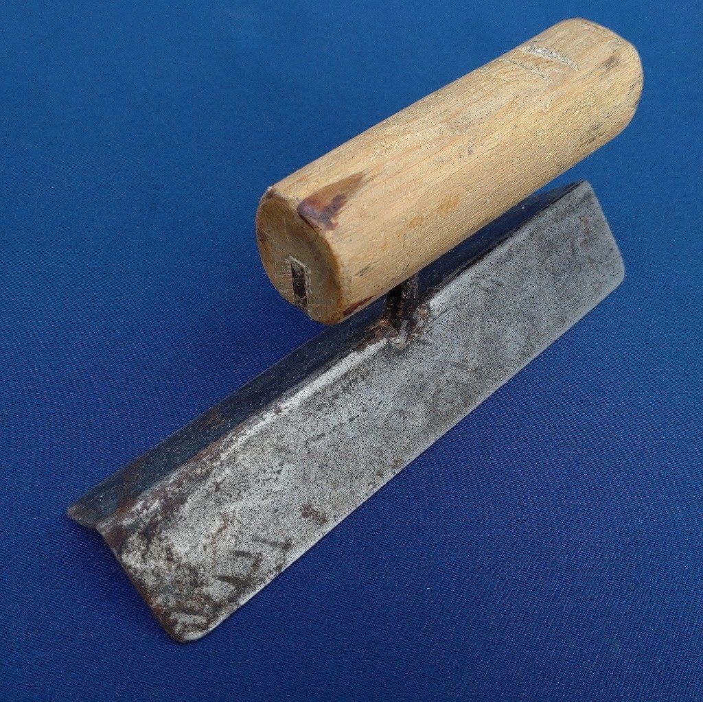 面引き鏝 カネ与 無面 鏝の長さ約183㎜ こて コテ 面引鏝 左官鏝 左官道具 3065