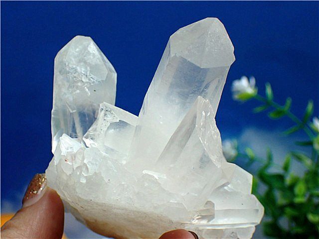 ◇超強いパワー天然水晶クラスターYT6B6/55B07A - メルカリ