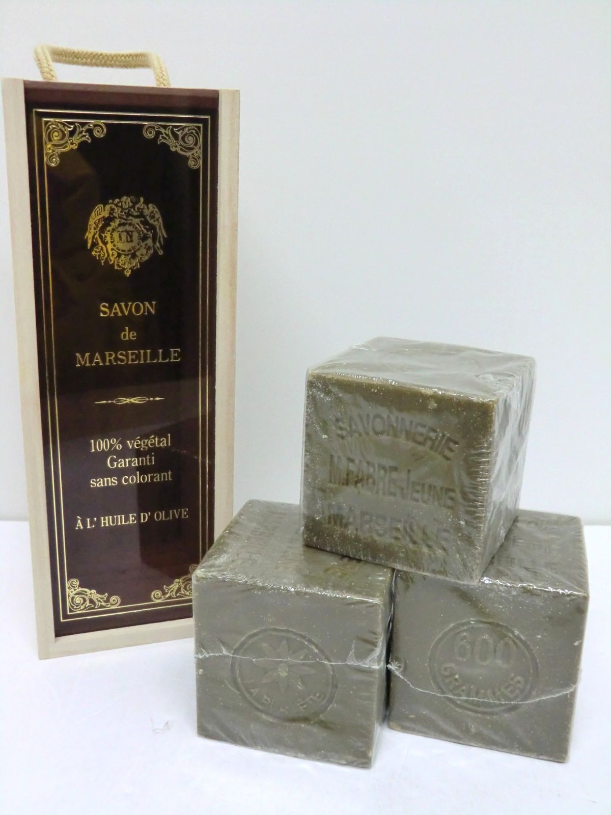 未使用品】木箱付 サボンドマルセイユ ビッグキューブギフト オリーブ