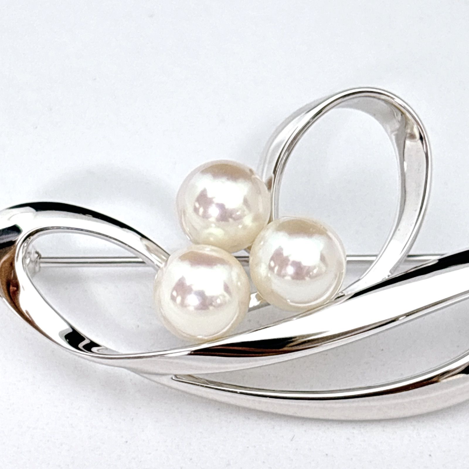 未使用級 MIKIMOTO ミキモト シルバー ブローチ パール 3粒