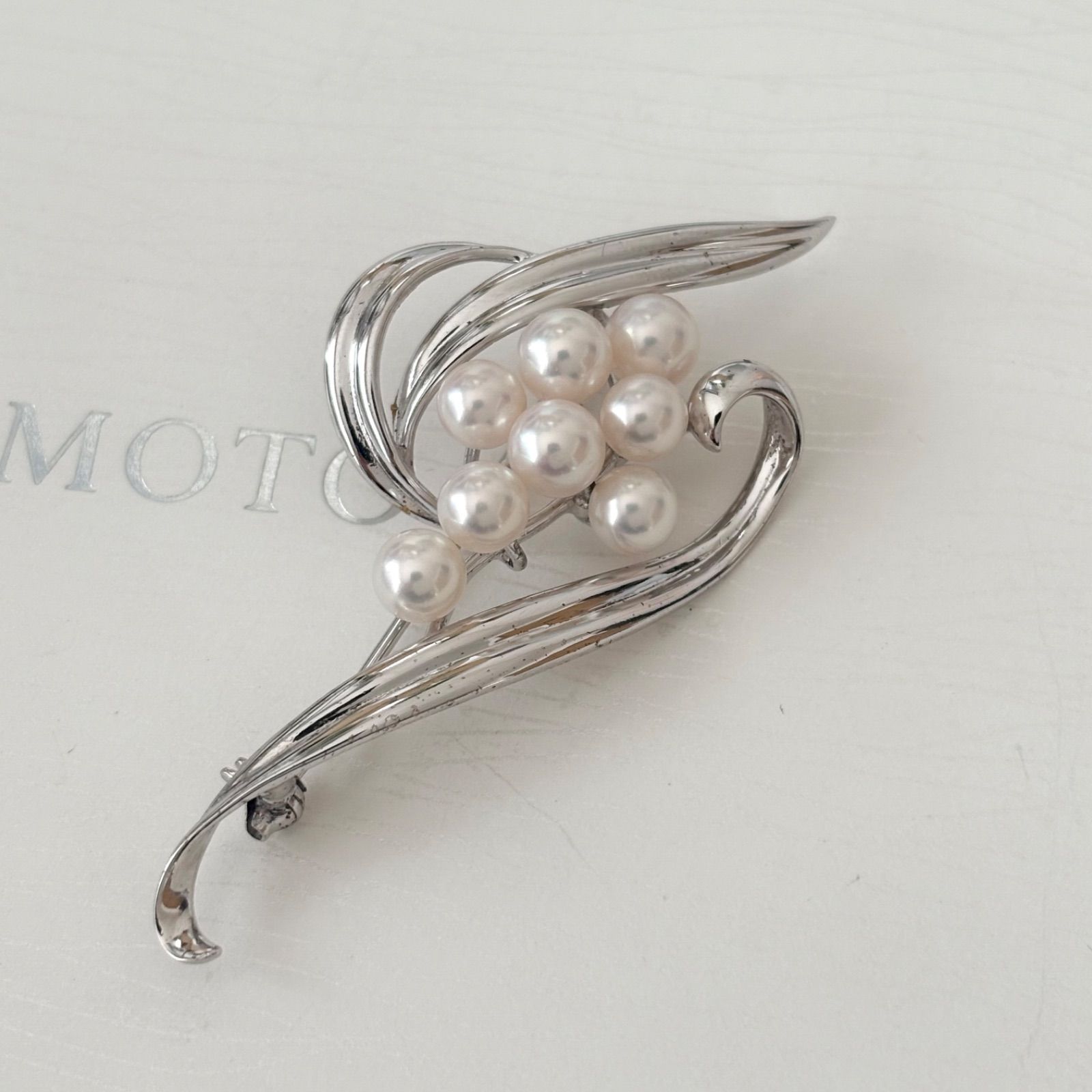 092【ミキモト】シルバー パール ブローチ - メルカリ